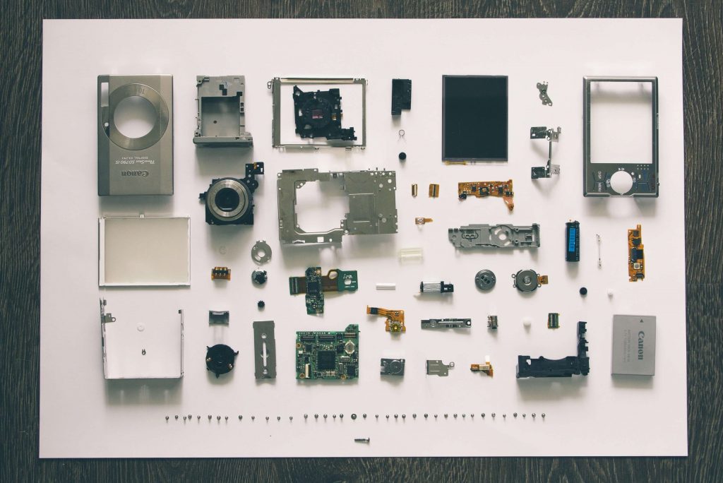 Camera components that need work instructions for assembly